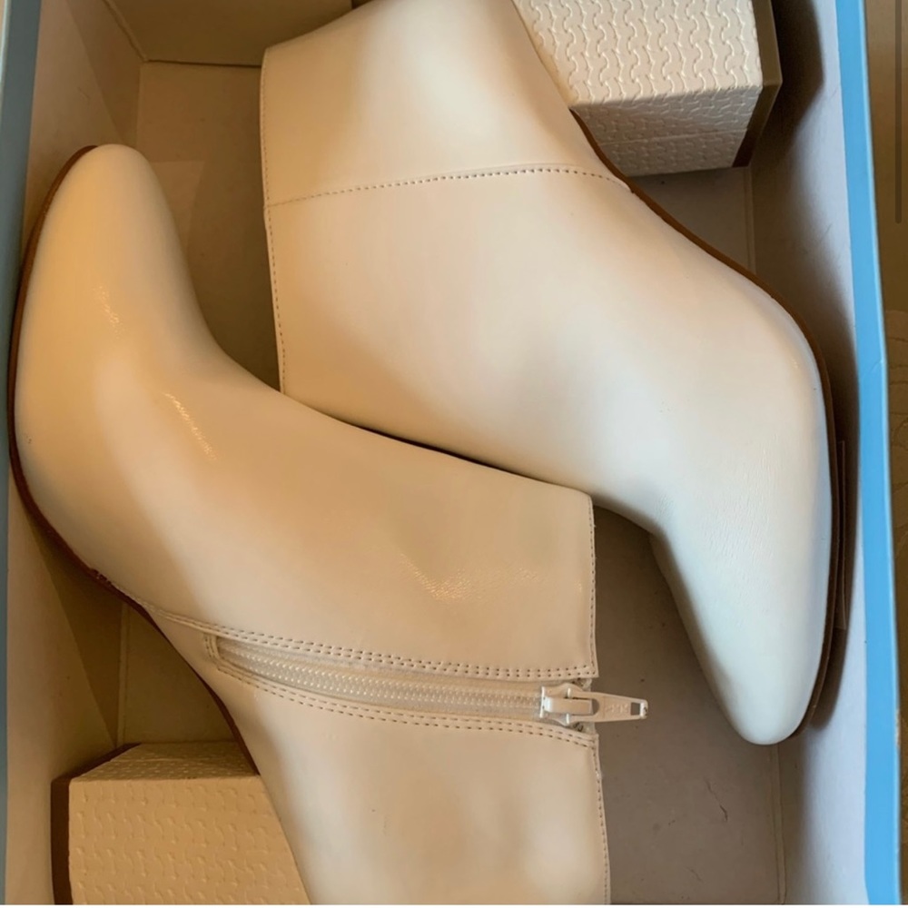 Katy Perry booties